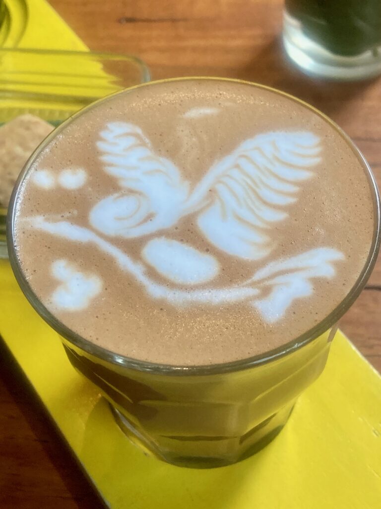 Creative latte Art at Seniman Coffee.